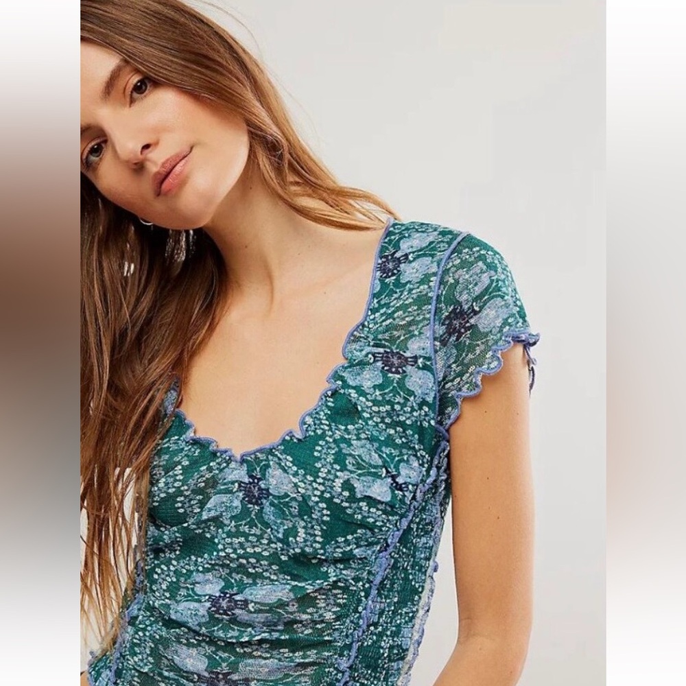 Free People Oh My Baby Tee Size XS